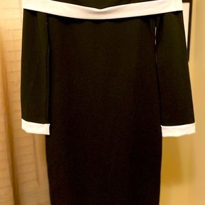 Black Bodycon *NEVER WORN* Dress